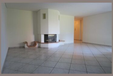 Appartement de plain pied dans résidence de standing avec accès direct au lac / Port Choiseul