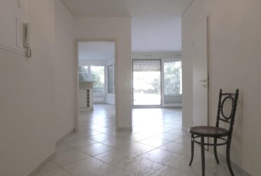 Appartement de plain pied dans résidence de standing avec accès direct au lac / Port Choiseul