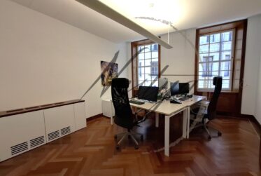 Bureau de standing de 160m2 au cœur de la Vieille-Ville
