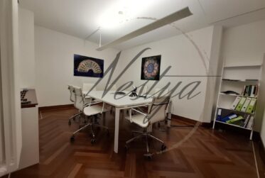 Bureau de standing de 160m2 au cœur de la Vieille-Ville