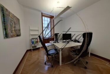 Bureau de standing de 160m2 au cœur de la Vieille-Ville