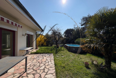 Magnifique villa avec jardin et piscine à Vernier